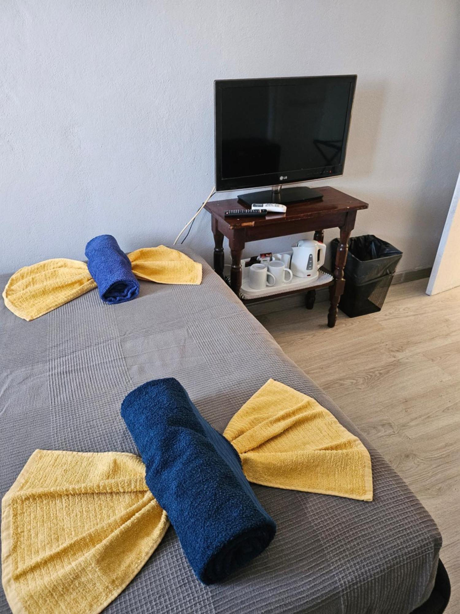 Guest House Casa Ramos On The Strip Albufeira Zimmer foto